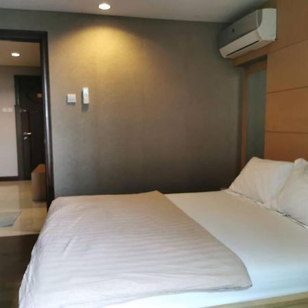 Two Bedroom Apartment At El Royale Hotel Bandung Ngoại thất bức ảnh